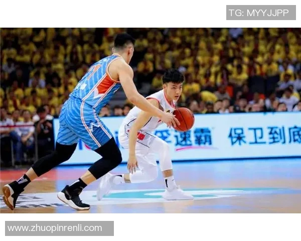 深度对话黄军谈篮球人生与职业生涯的起伏与坚持 深度对话黄军谈篮球人生与职业生涯的起伏与坚持